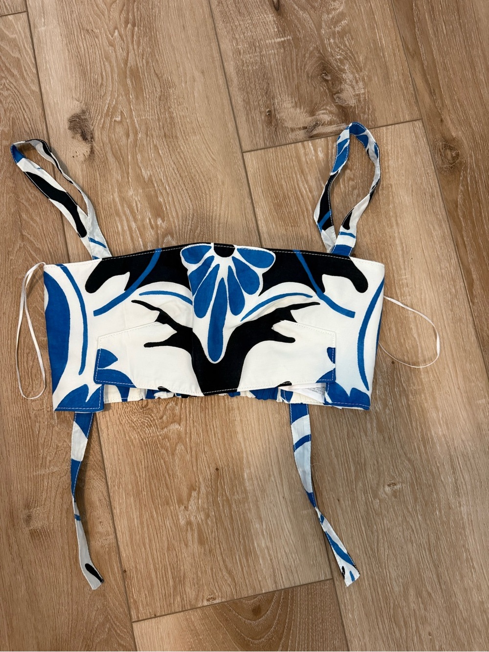 Zara Blue, White & Black Floral Crop Top
